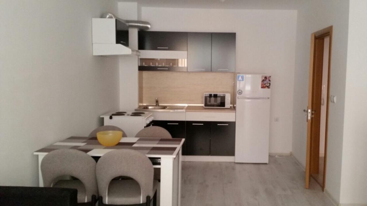 Apartamenti Eli بوموري المظهر الخارجي الصورة